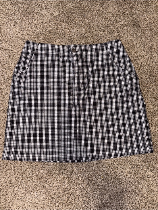 Hollister Dresses & Skirts - Hollister Black and White Plaid Mini Skirt